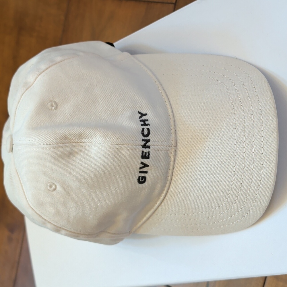 Givenchy Ivory Curved Cap - Picture 15 of 16